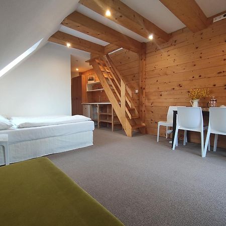 Holiday Home Holiday Raj Besenova Luaran gambar